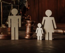 Cha mẹ tranh chấp quyền nuôi con tại huyện Hoài Đức thành phố Hà Nội