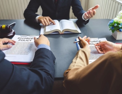 Thuê luật sư hỗ trợ ly hôn đơn phương tại xã Long Điền tỉnh An Giang 