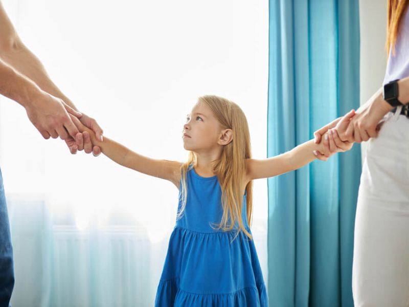 Quyền thăm con của cha mẹ tại xã Phú Hữu tỉnh An Giang