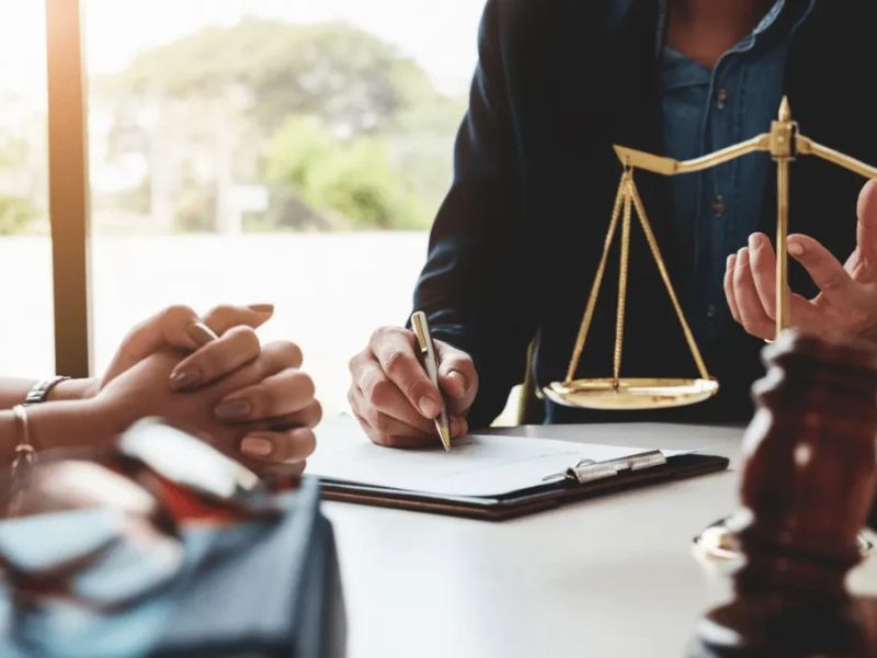 Thuê luật sư ly hôn đơn phương tại xã Ninh Qưới tỉnh Cà Mau