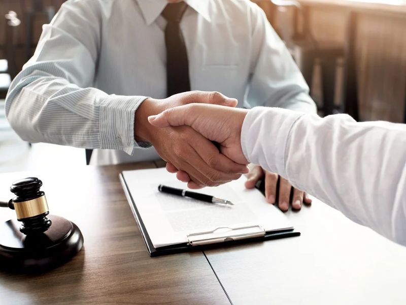 Thuê luật sư ly hôn đơn phương tại thành phố Tân Uyên tỉnh Bình Dương